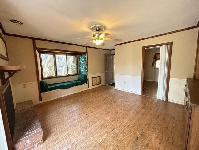 Photo - 317 Clarendon Dr