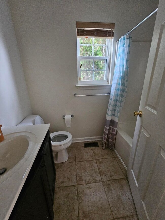 Photo - 830 Woodline Dr