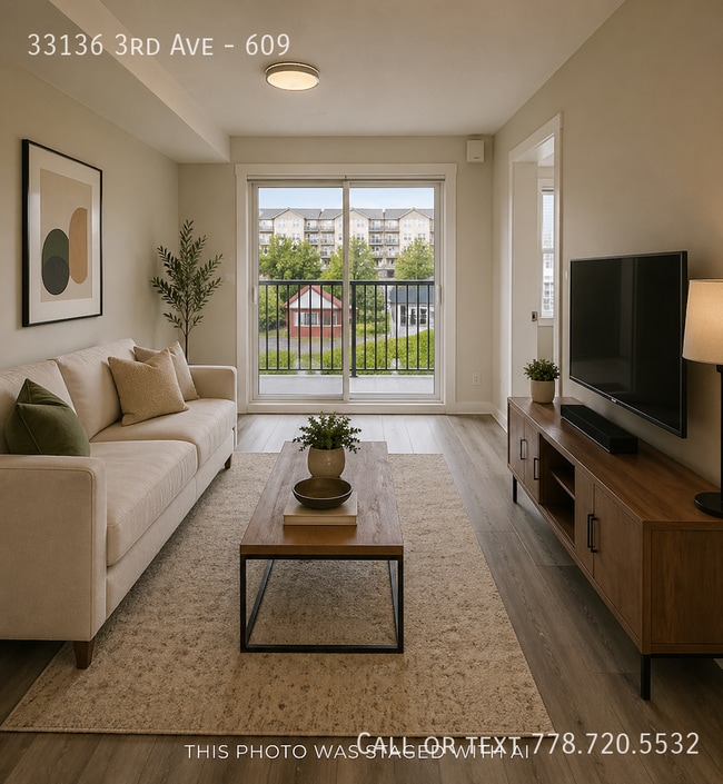 Building Photo - Top Floor Apartment Unit 609