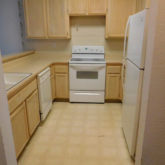 Photo - 1850 Blossom Ave