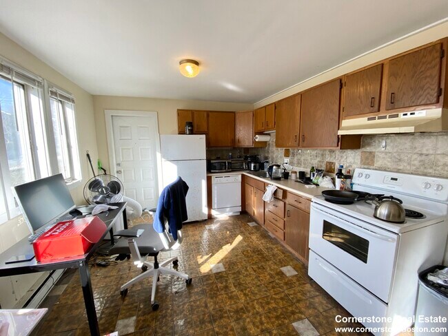 Photo - 33 Lawn St Unit 1