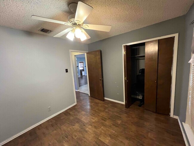 Photo - 6210 Welles Creek Dr