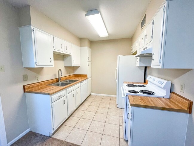 Photo - 9030 Glen Meadow Ln
