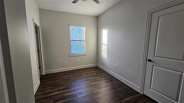 706 N Main St