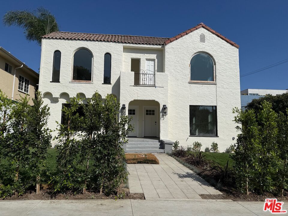 Photo - 900 N Alfred St