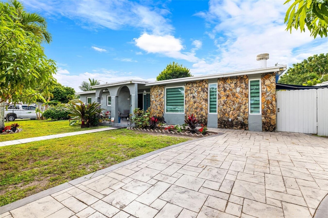 Photo - 11300 SW 44th St House