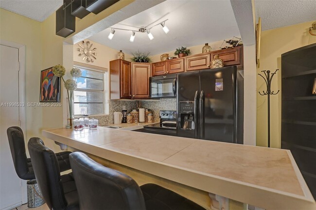 Photo - 3536 NE 168th St Unit 502
