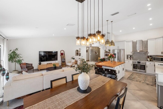 Photo - 21567 Villa Nova Dr