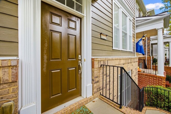 Photo - Extremely well-maintained 3-bedroom, 3.5 bath townhome in Baxter Village!