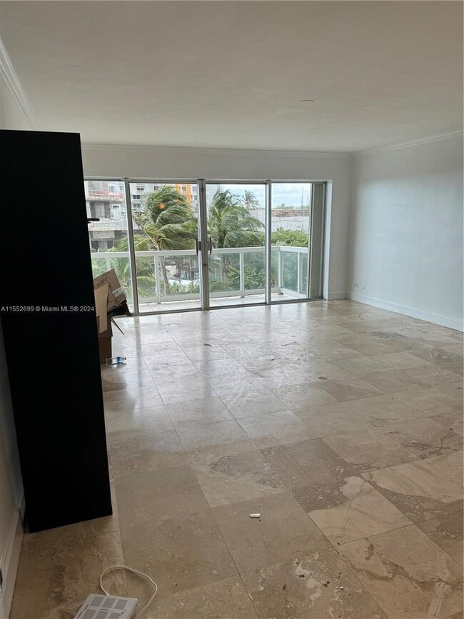 Building Photo - 2451 Brickell Ave Unit 4 Rental
