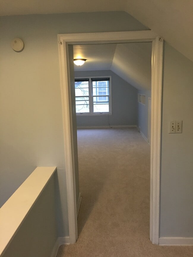 Photo - Impeccable 3 Bedroom 1 Bathroom Home in St. Paul!