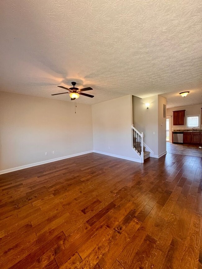 Photo - Townhouse for Rent in Cedar Point