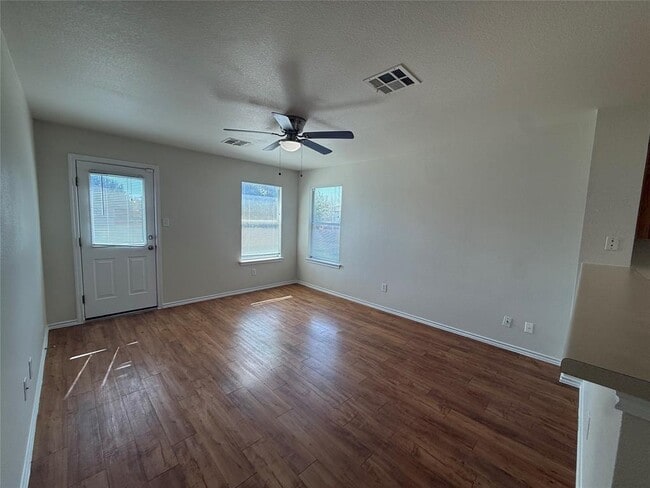 Photo - 241 Carriage Way