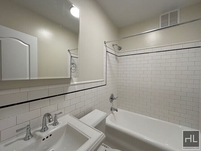 Photo - SECOND AVENUE Unit 10L