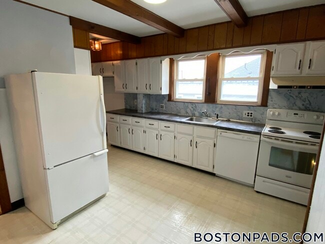 Photo - 14 Allen St Unit 2-3