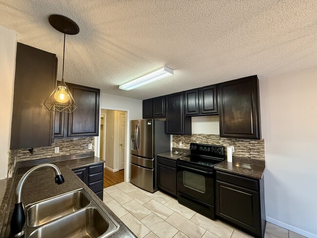 Photo - 254 Meadow Pathway Dr