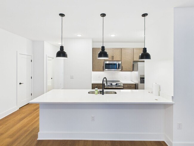 Photo - 913 Bainbridge St Unit A