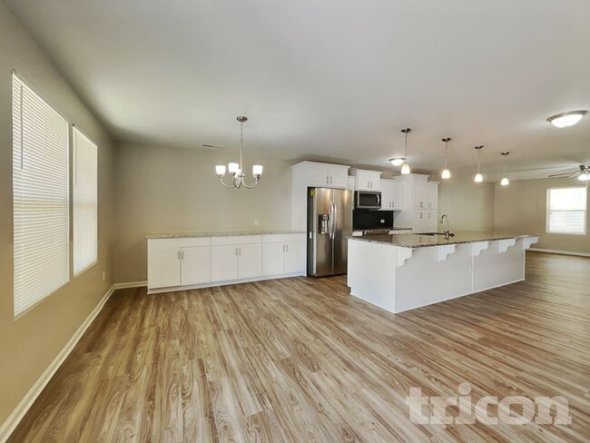 Photo - 1705 Sawtooth Ct