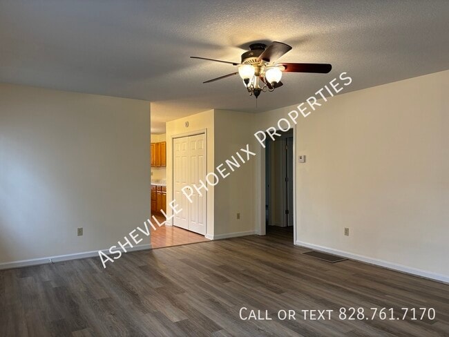 Photo - 148 Laurel Loop Unidad A