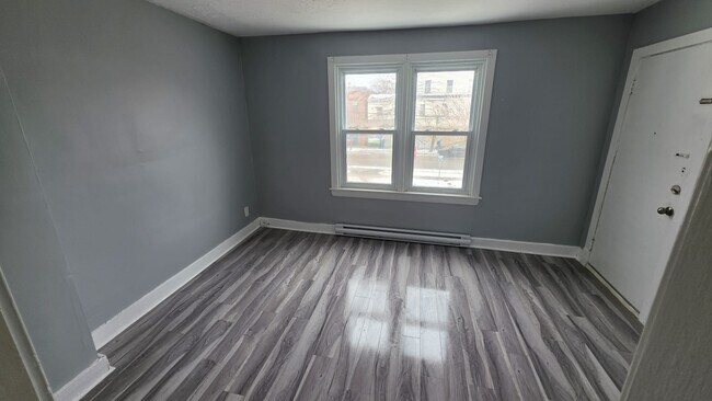 Photo - 274 Robinson St Unit 274- B