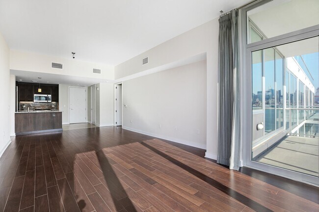 Photo - 1000 Ave at Port Imperial