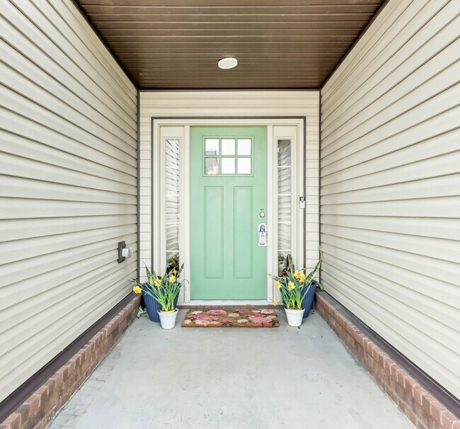 Photo - 516 Castle Pinckney Ln