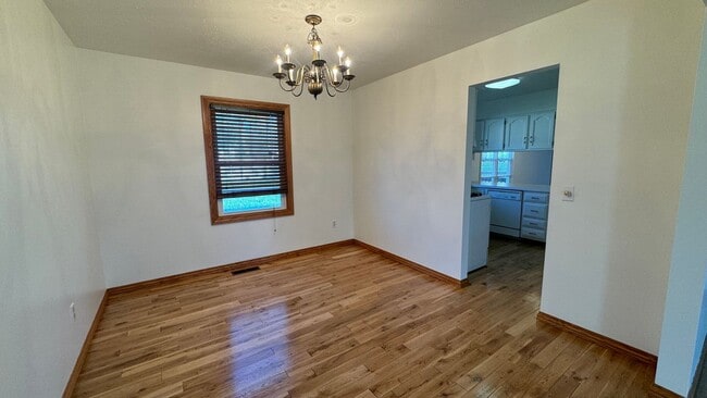 Photo - 2157 Bayham Dr SE