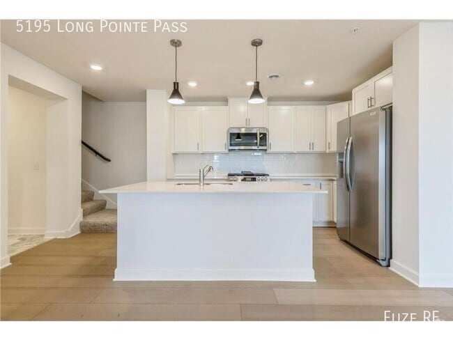 Building Photo - 5195 Long Pointe Pass Rental