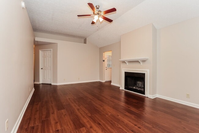 Photo - 4020 Calumet Dr