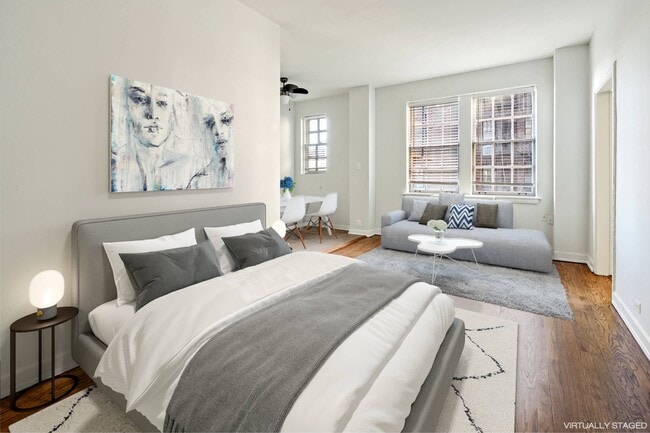 422-24 Melrose
