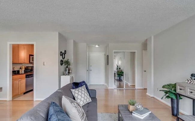 Photo - 1730 Arlington Blvd Unit 208