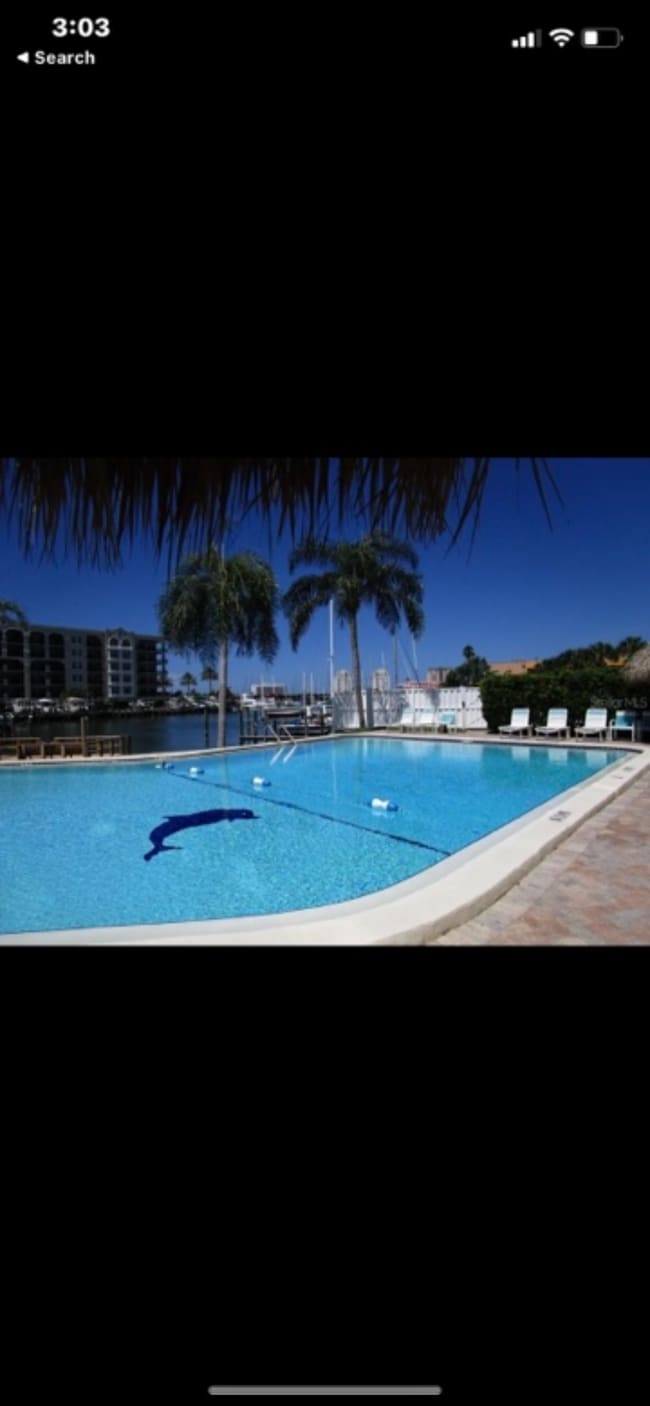 Photo - 255 Dolphin Point Unidad 1010