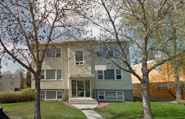 Building Photo - 3218 Westgate Ave Unit 5