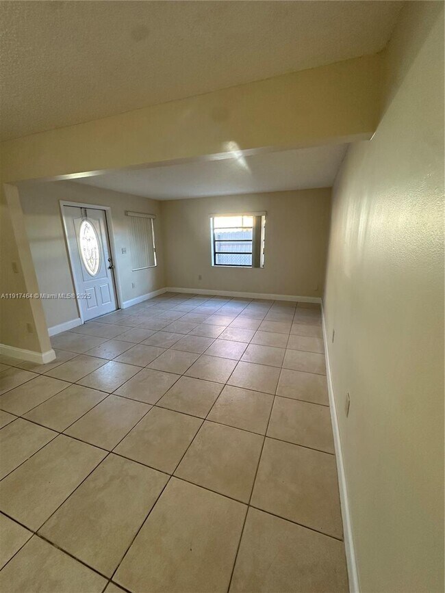 Photo - 4862 NW 4th Terrace Unit 4862