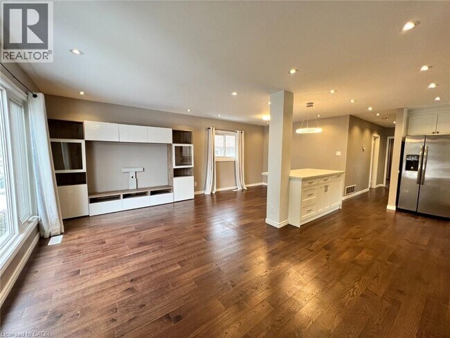 Photo - 10 Golfhaven Dr