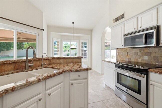 Photo - 2207 E Tahitian Way