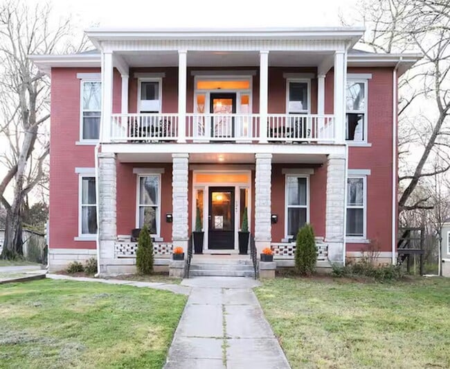 Building Photo - 1347 Park St Unit #4 Rental