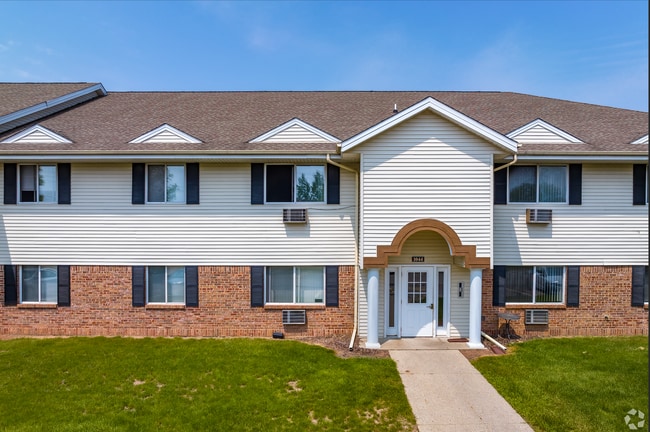 Photo - 1/2 OFF FIRST MONTHS RENT SPECIAL! Unidad 1046 -  #230