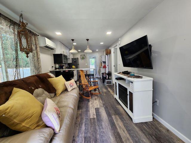 Photo - 334 E Chestnut Ave