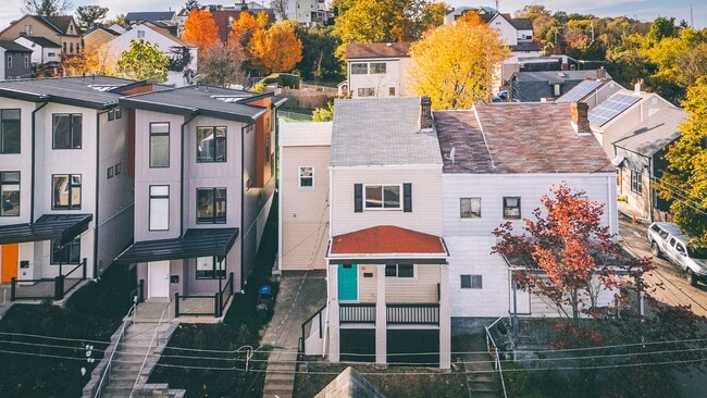 Photo - 10 Renwick St