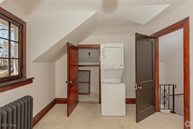 Building Photo - 285 Corning Dr Rental