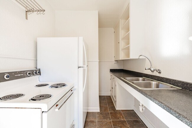 Photo - Roosevelt Apartments