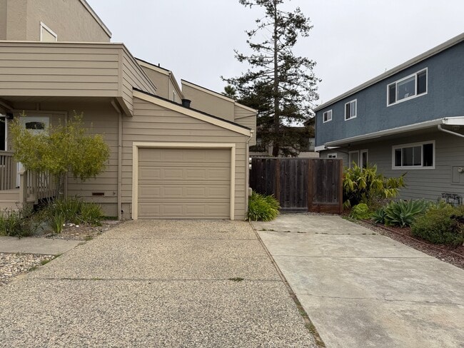 Photo - 2069 Dolphin Dr