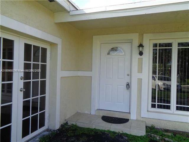 Building Photo - 11511 NW 33rd St Rental