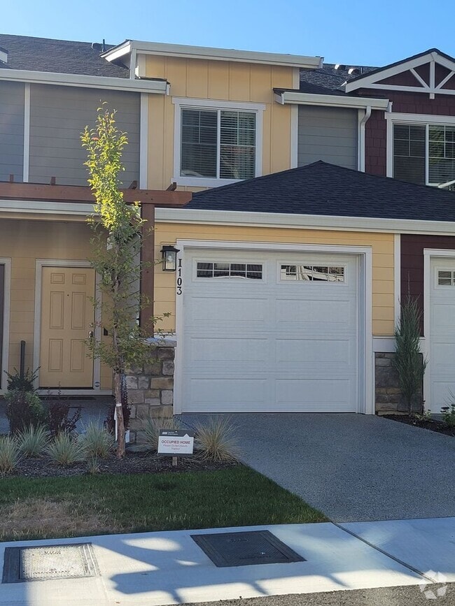 Building Photo - Kent Gated community townhome for lease - ...