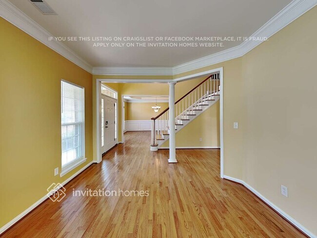 Photo - 10124 Rivendell Ln