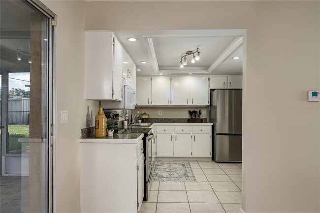 Photo - 4115 37th St W