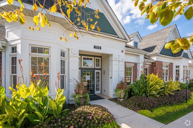Leasing office main entrance