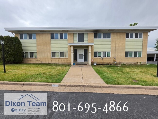 Building Photo - 2327 Chateau Dr
