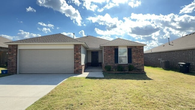 Building Photo - Timbers Addition 3 Bedroom 2 Bath Home - Shawnee Schools